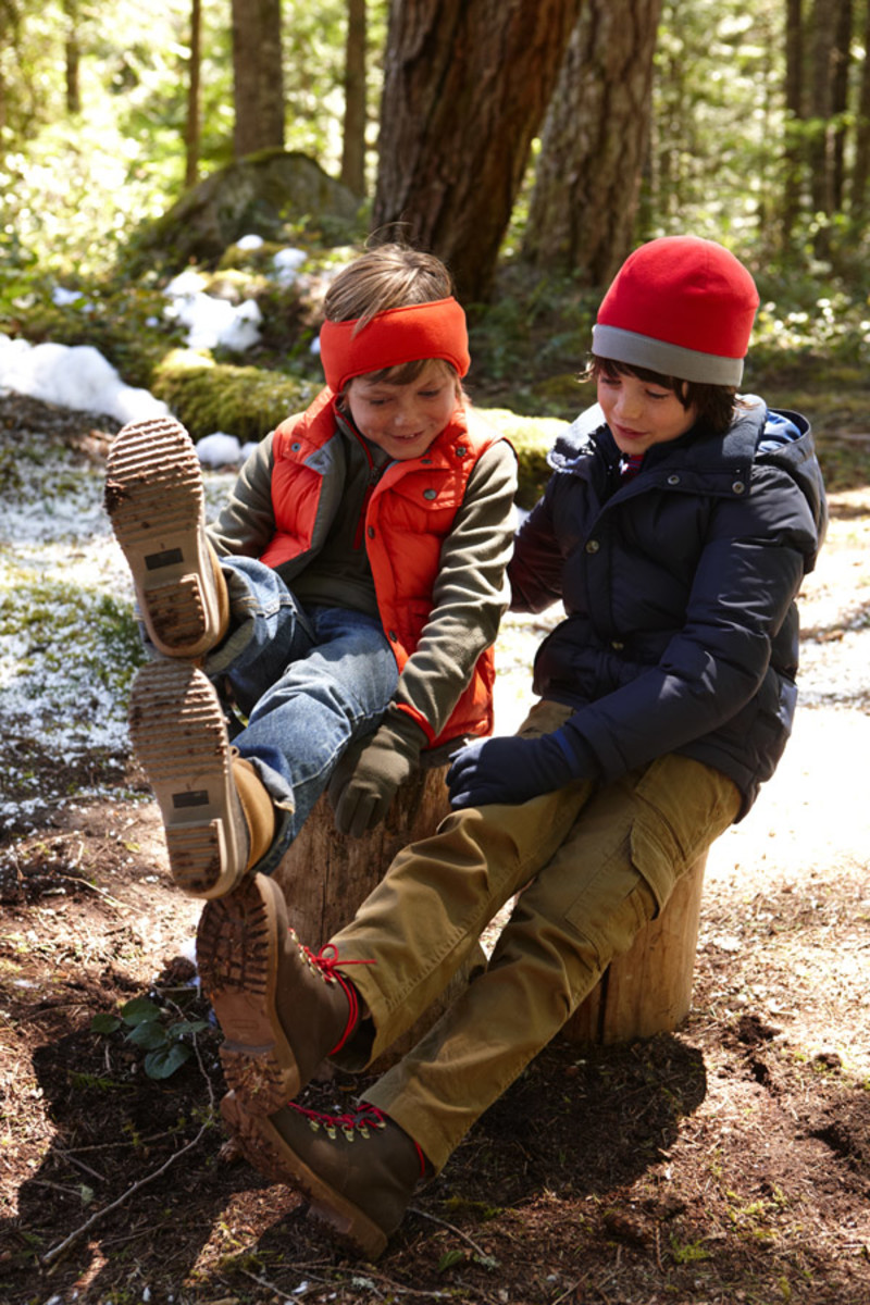 boys_jacket_vest_earband_glove_600