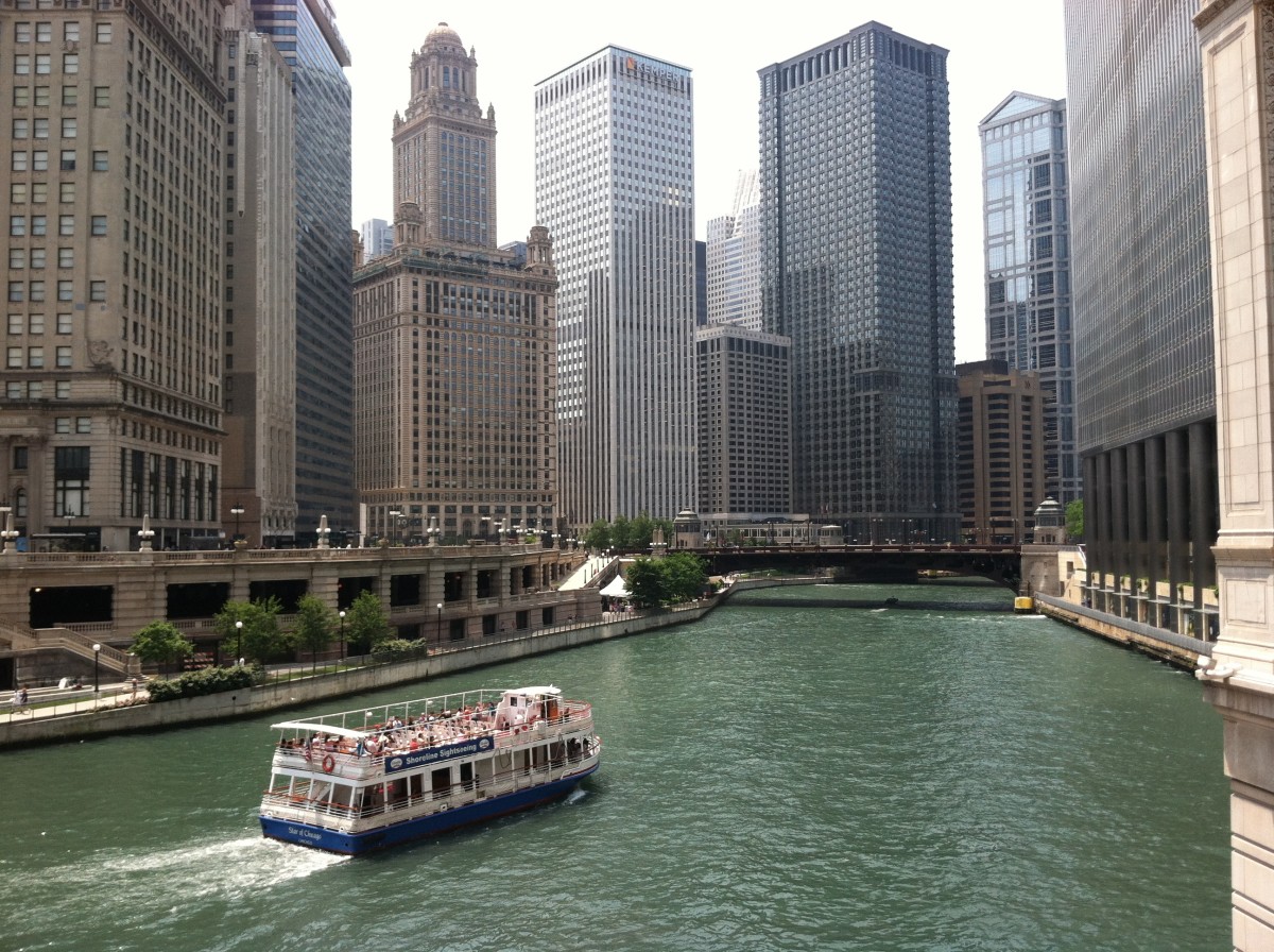 Family-Friendly Attractions in Chicago #300More - MomTrendsMomTrends