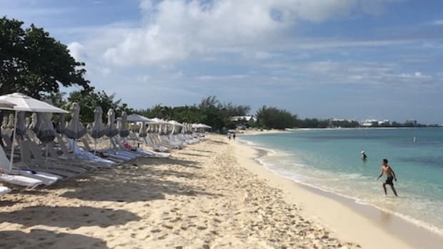 Kimpton Seafire Resort Grand Cayman Review