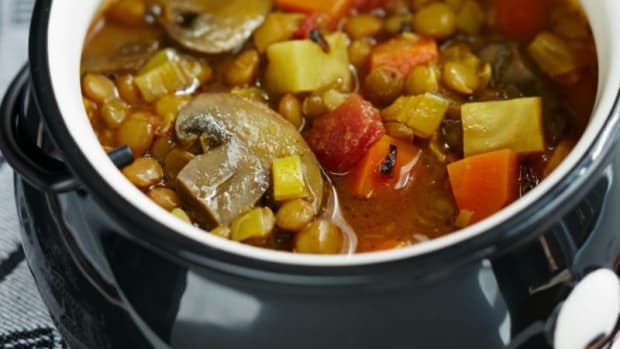 https://www.momtrends.com/food/fall-slow-cooker-recipes-from-giada-de-laurentiis