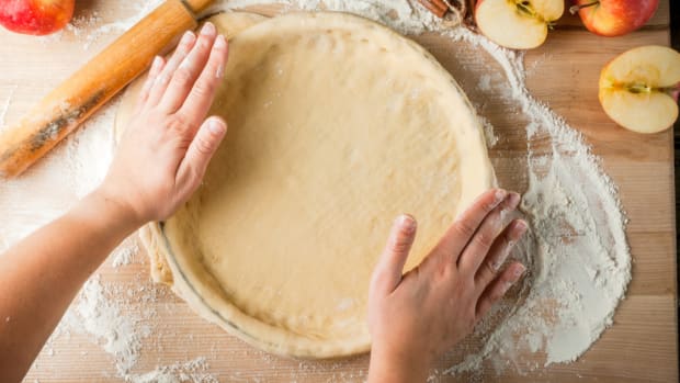 Tips for How to Roll a Pie Crust