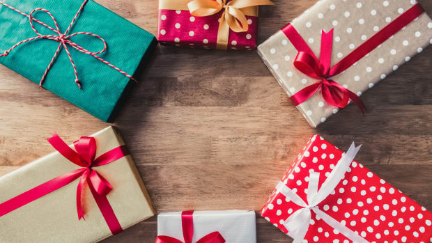 Gifts for Your Household Employees
