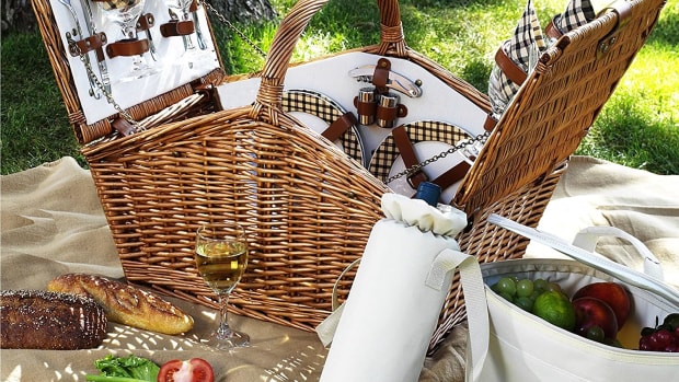 Plan Your Perfect Summer Picnic
