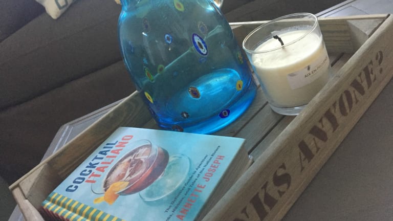 How to Style a Coffee Table Tray
