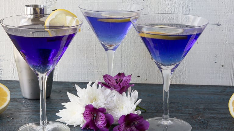 Gorgeous Lavender Vodka Tonic