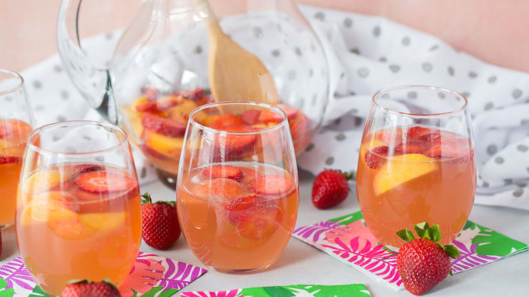 Sparkling Summer Sangria Recipe