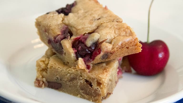 Sweet Dessert Bars for Summer