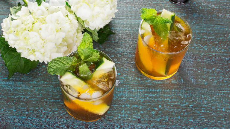 Burnt Sugar and Cucumber Gin Fizz