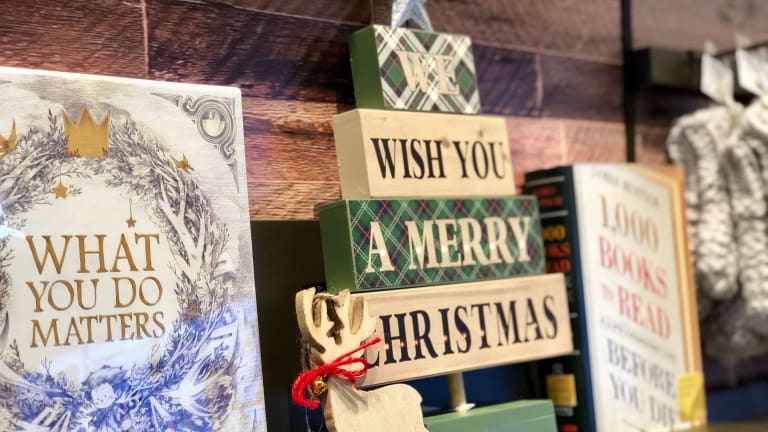 Celebrate Book Lovers this Holiday