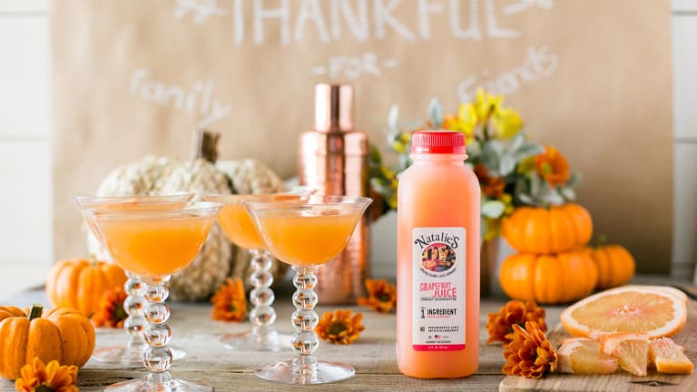 A Friendsgiving Bourbon Cocktail