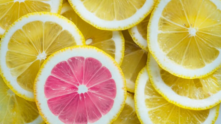 10 Surefire Ways to Make Yourself Stand out as a 'Mom Boss'