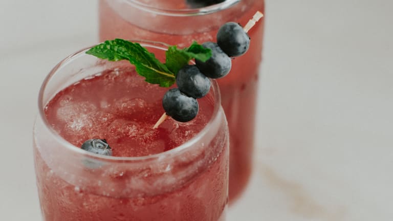 Blueberry Mint Spritzer Mocktail