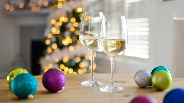 5 Stay-In New Year's Eve Plans