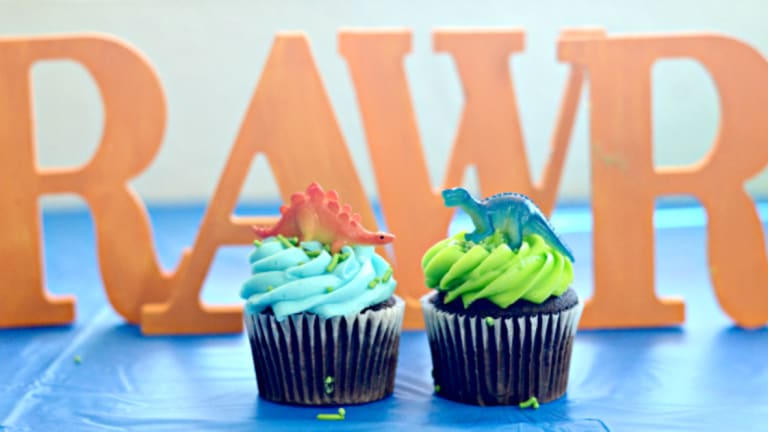 How to Throw a Totally Dino-Mite Dinosaur Party