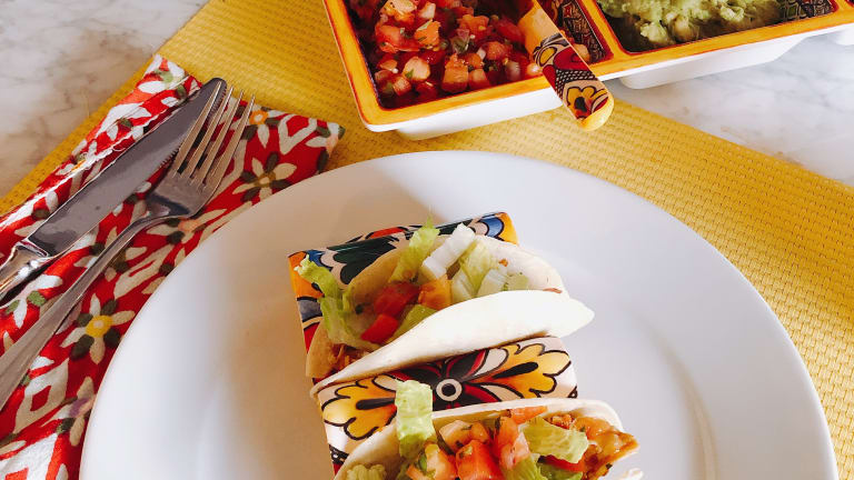 Easy Cinco de Mayo Taco Party