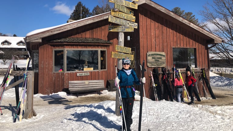 How to Safely Visit Vermont This Winter