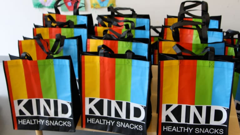 Do the KIND Thing with Tiffani Thiessen