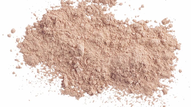 3 Powder Sunscreens to Make Applying Easy