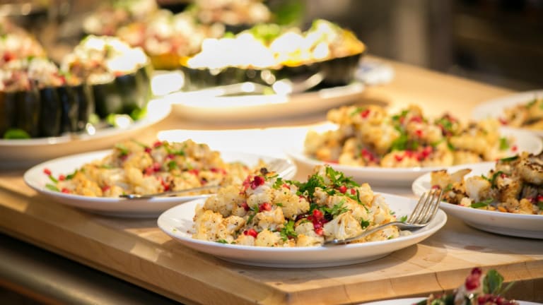 Pomegranate Chicken Salad Recipe #CookWithPOM