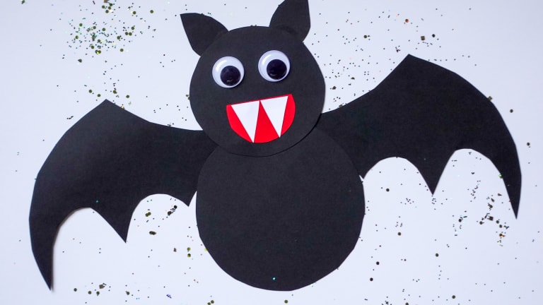 Easy Halloween Bat Paper Craft