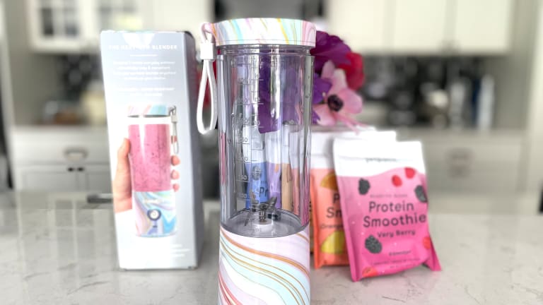We Found The Best Portable Blender for Smoothies