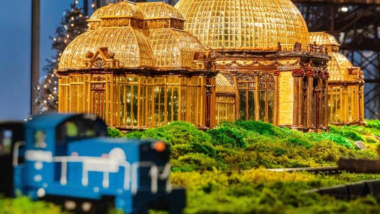 Botanical Garden Holiday Train Show