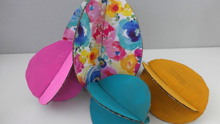 DIY Easter Egg Table Decorations