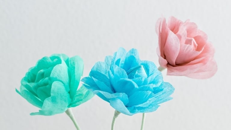 Celebrate Spring With This Giant Crepe Flower Craft