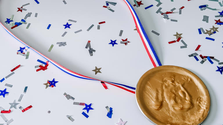 How to Make Your Own Olympic Medals