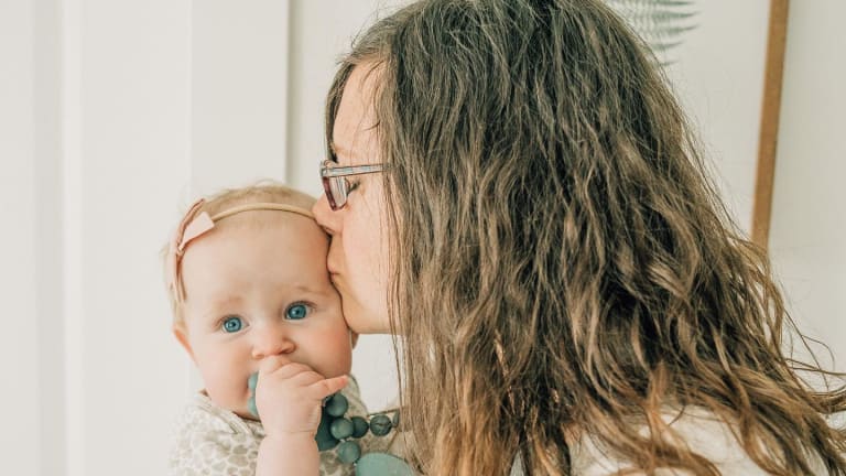 Amazing Breastfeeding Accessories for Mom