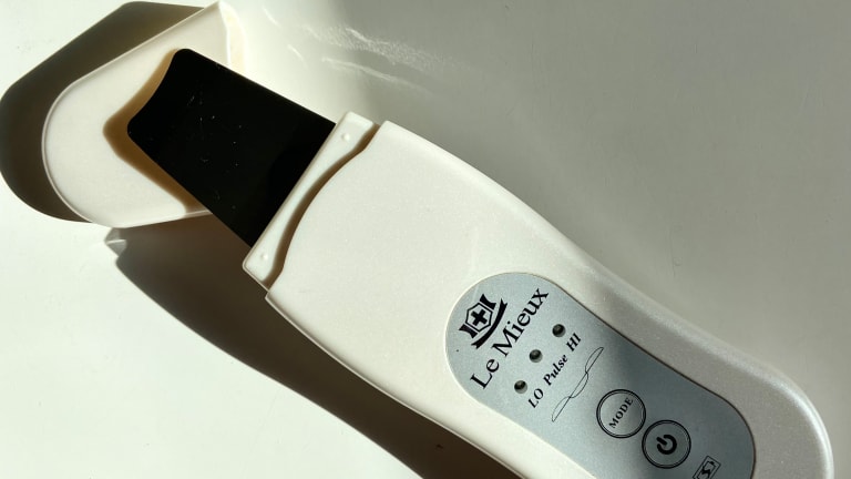 Skin Perfected with the Le Mieux Ultrasonic Facial Tool
