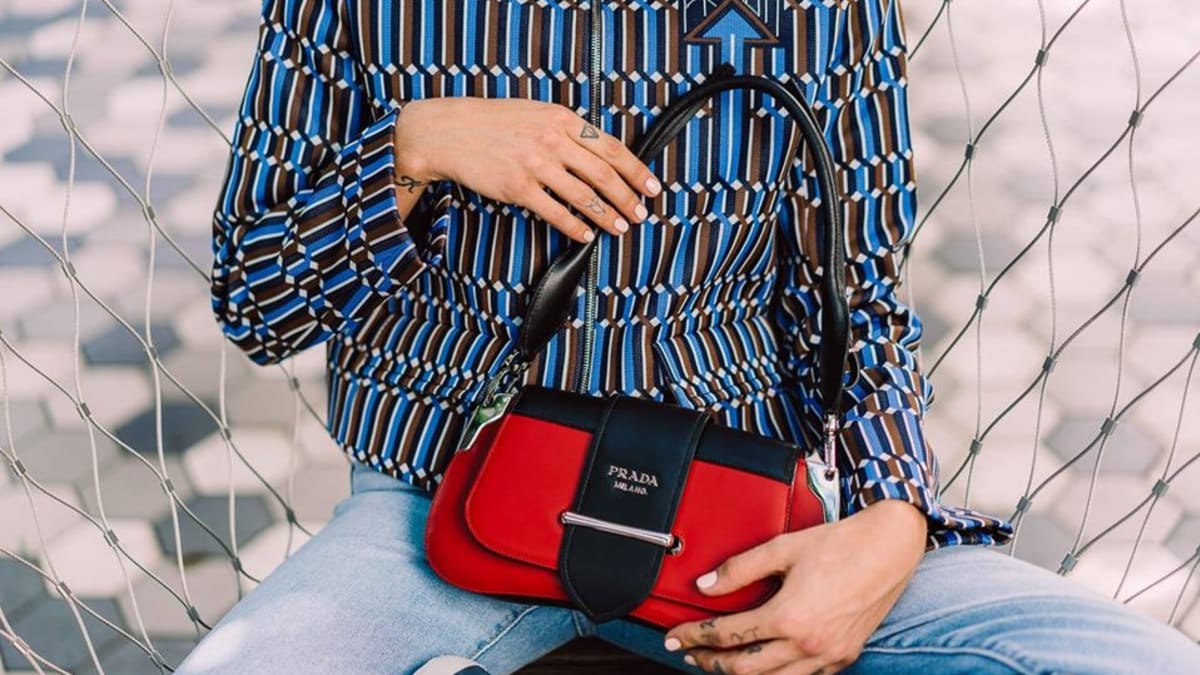 Celebs Remain Single-Minded, Return to Their Favorite Bag Brands This Week  - PurseBlog