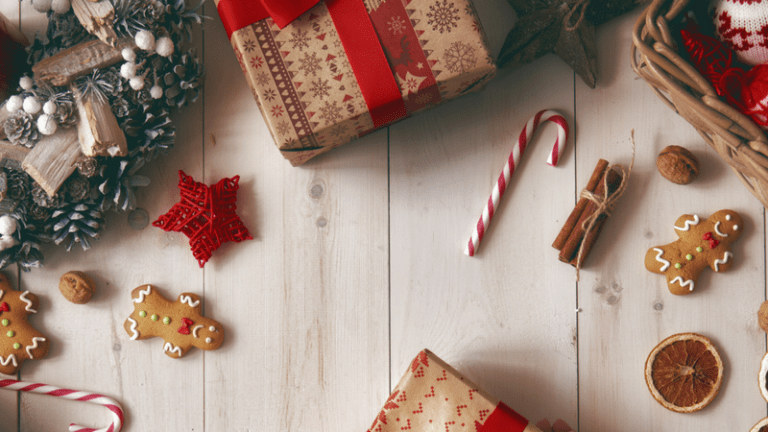10 Days of Holiday Giveaways