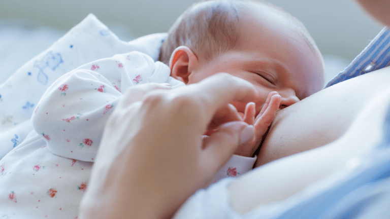 5 Tips for Early Breastfeeding Success