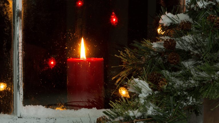 How to Keep Your Christmas Fire Cozy and Safe