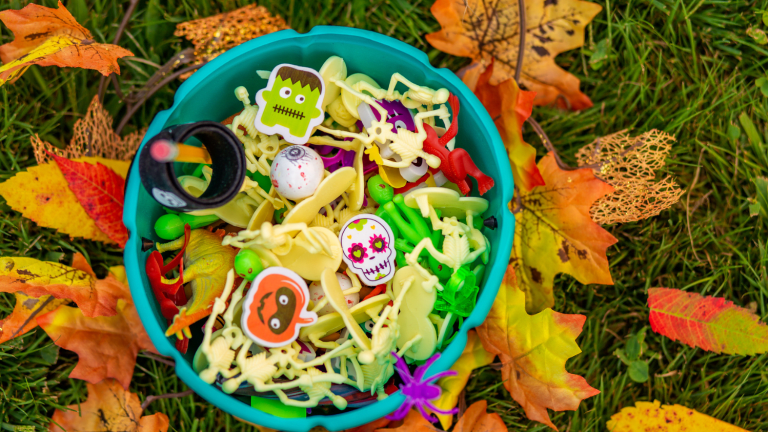 10 Non-Candy Halloween Treats To Give Out