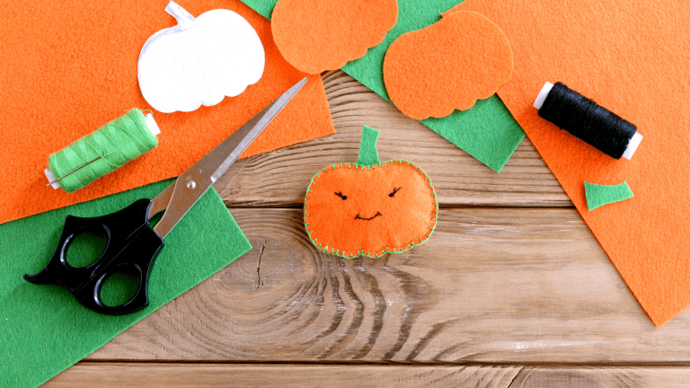 Halloween No-Sew Pumpkin Ponytail Holder