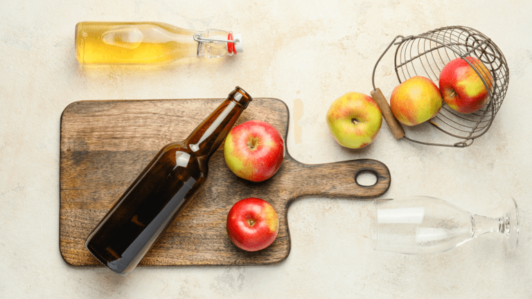 Hot Apple Cider Cocktail