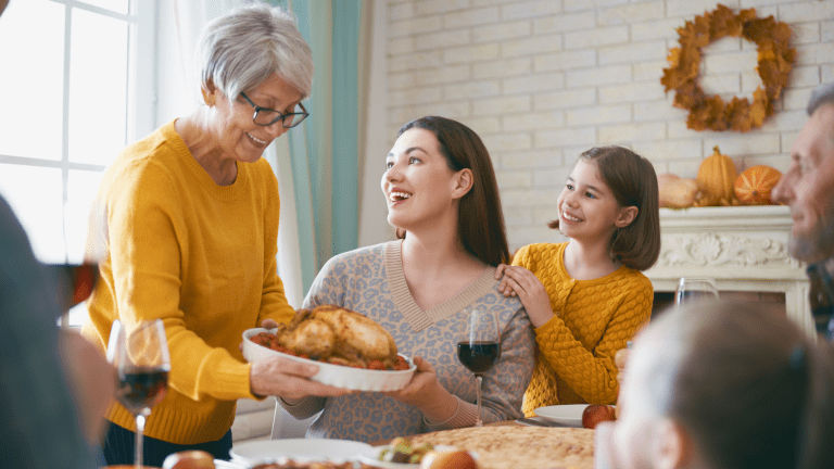 How to Manage Relatives' Expectations This Holiday Season