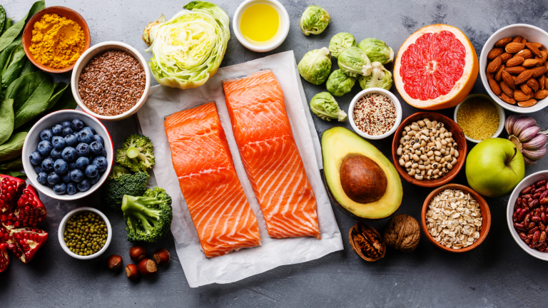 Breakfast, Lunch, and Dinner: Healthy Recipes to Kick Off the New Year