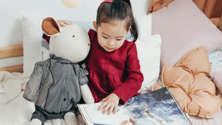 5 Ways to Celebrate National Reading Month