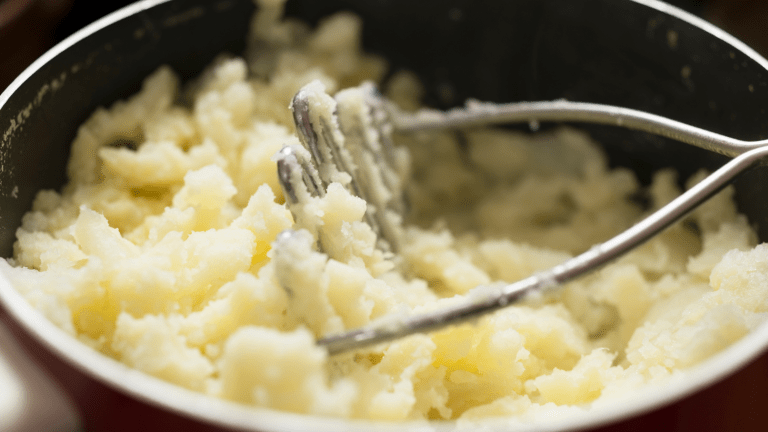 How to Get Ultra Creamy Mashed Potatoes