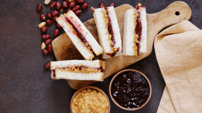 How to Make Peanut Butter and Jelly Sushi Rolls