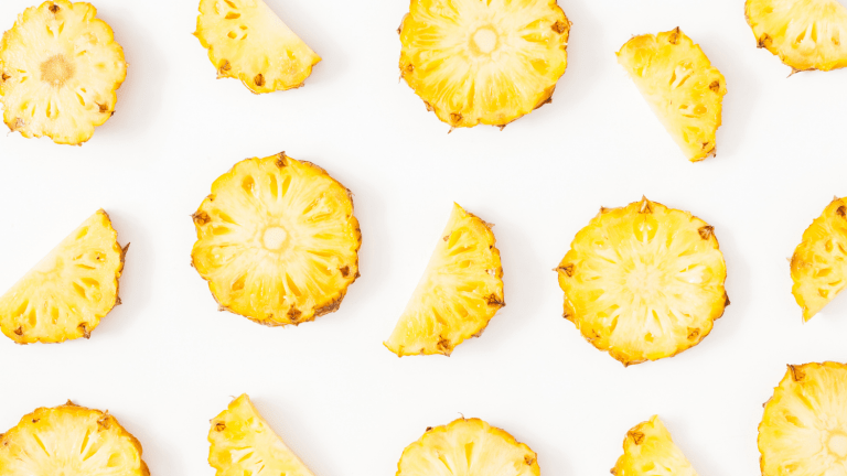 Easy Pork and Pineapple Stir Fry Recipe - MomTrends