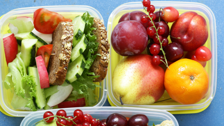 How to Snack Healthy When You're Expecting (and Nauseous)