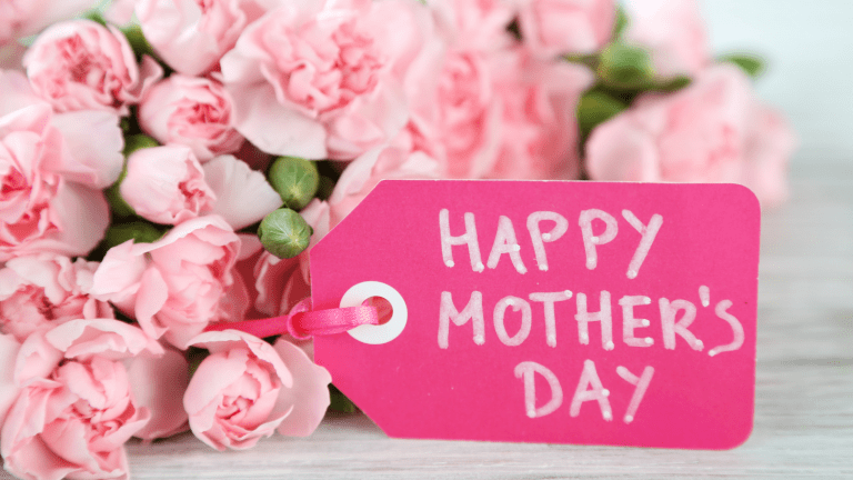 Seven Picks for the Stylish Mom
