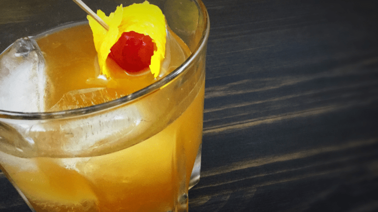 Apple Cider Bourbon Cocktail
