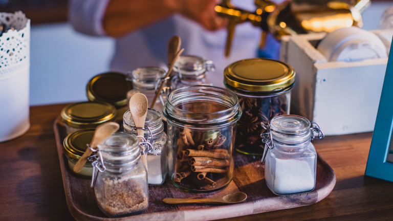 Spring Cleaning: 5 Reasons To Trade in Boxes for Mason Jars