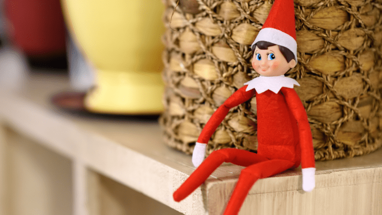 20 Quick and Easy Elf on the Shelf Ideas for Busy Moms