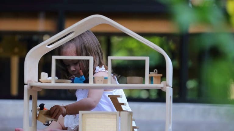 Awesome dollhouses top